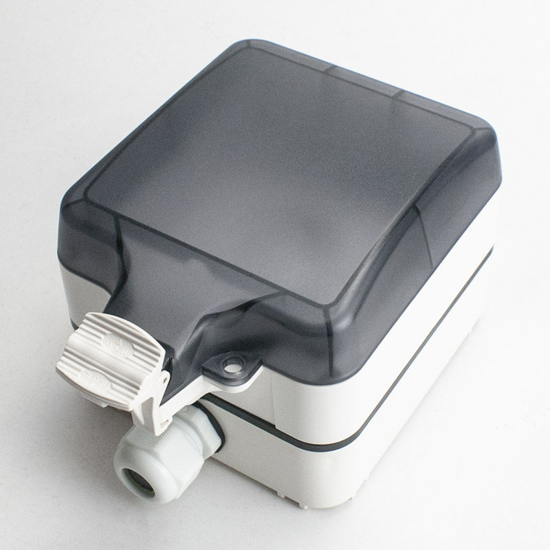 Avoir Zigbee Tuya IP66 Outdoor - Outdoor Power Outlet With Remote Control ulasan dan harga